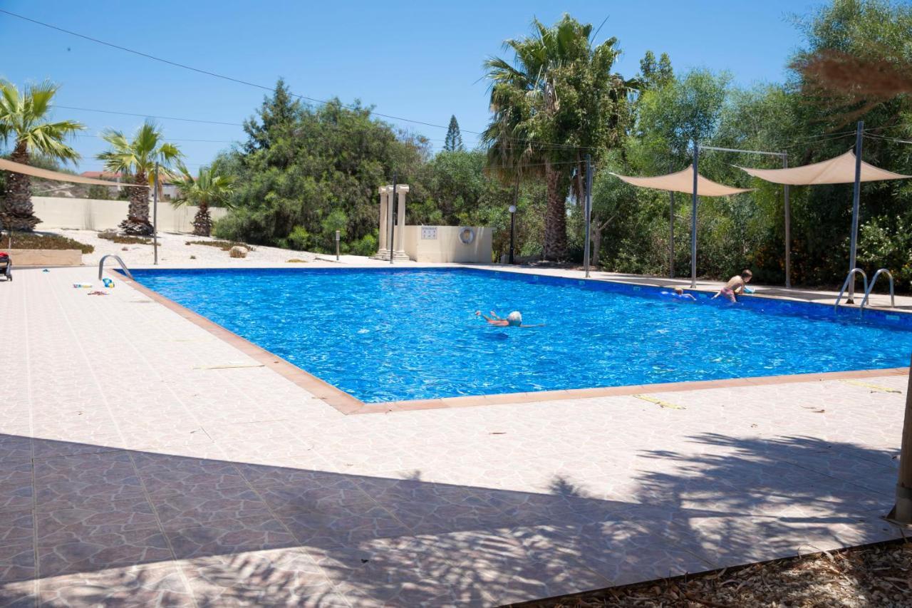 أيا نابا Marcelia Napa Suites المظهر الخارجي الصورة